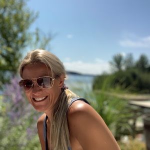 Meet your Posher, Stacey